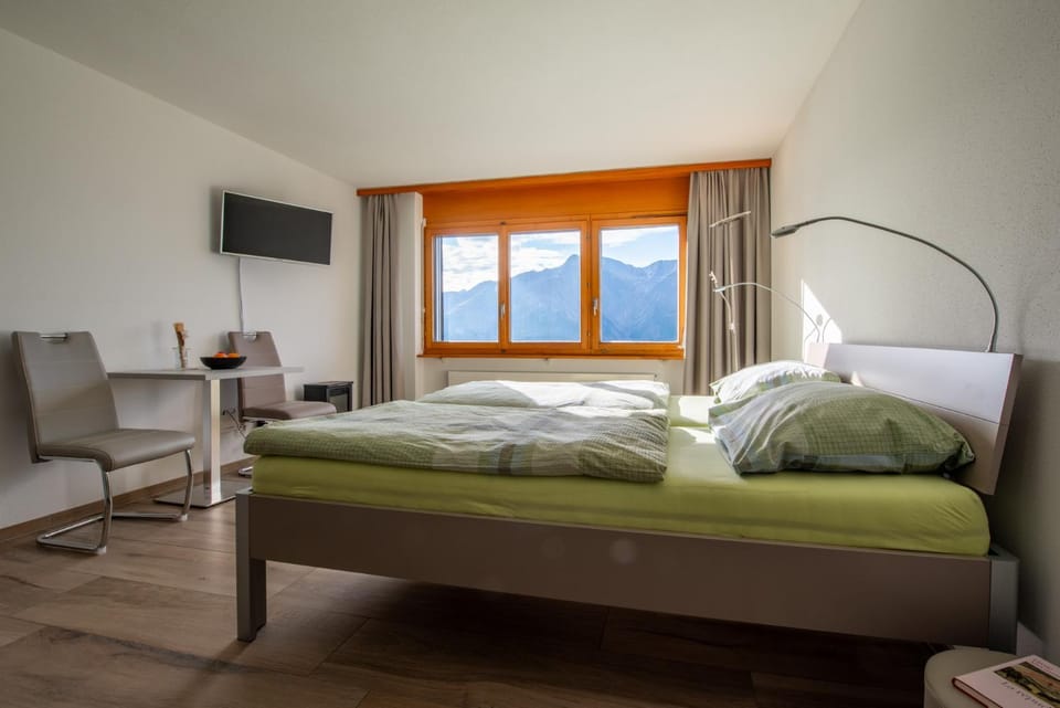 Seating area, Bedroom