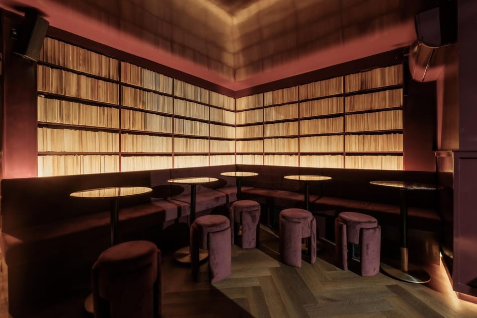 Lounge or bar