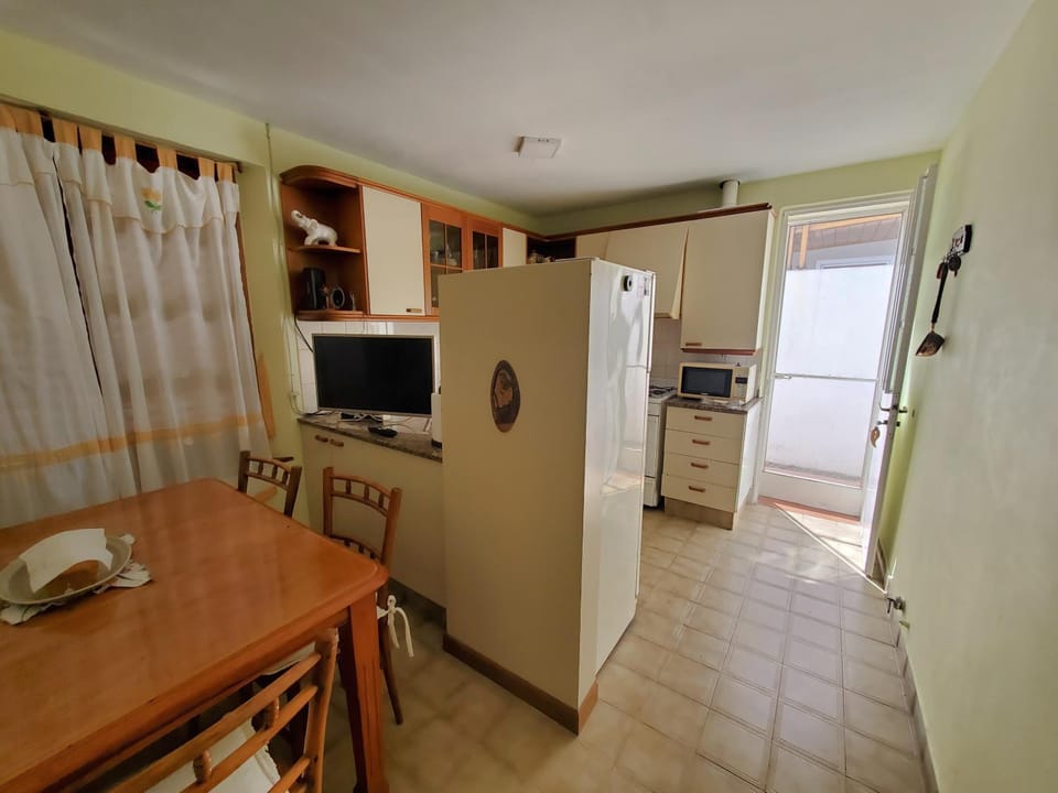 TV and multimedia, Kitchen or kitchenette, Dining area