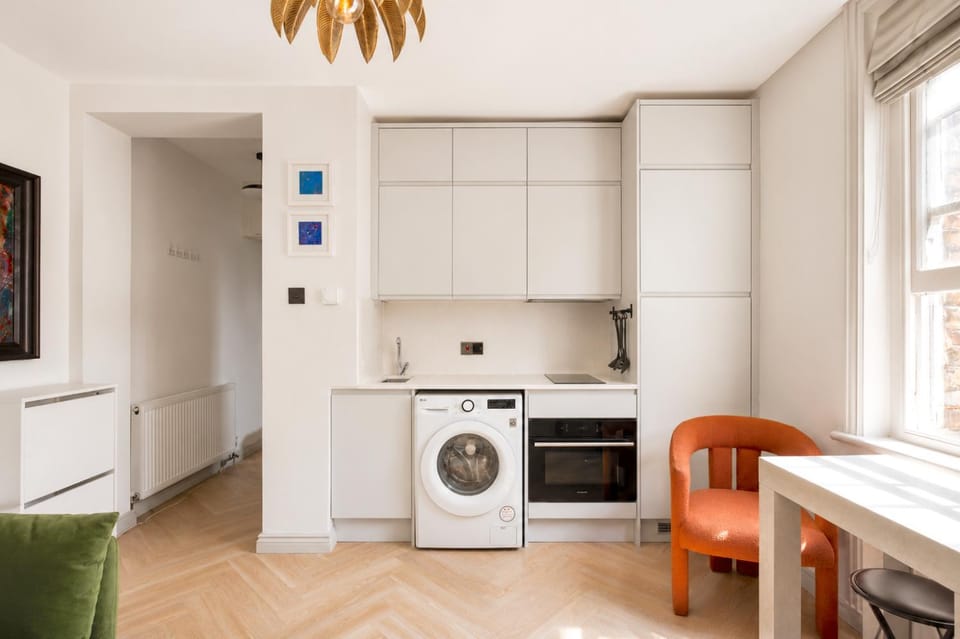 Cozy and Bright one bed in Marylebone Apartment in City of Westminster