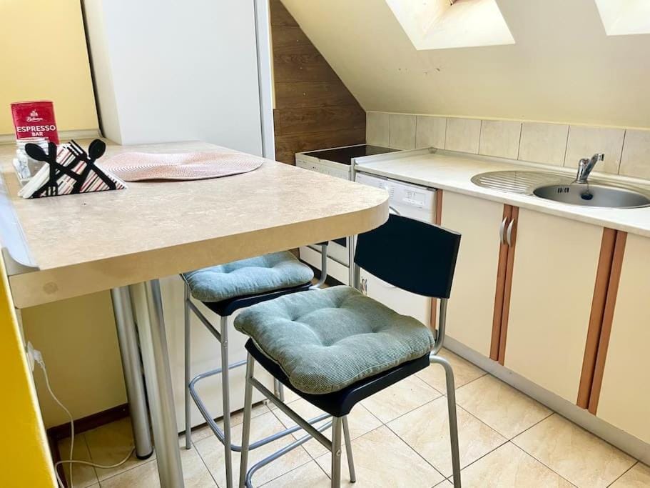 35 Cozy Central 1 Bedroom Apartment with Balcony Apartment in Sofia