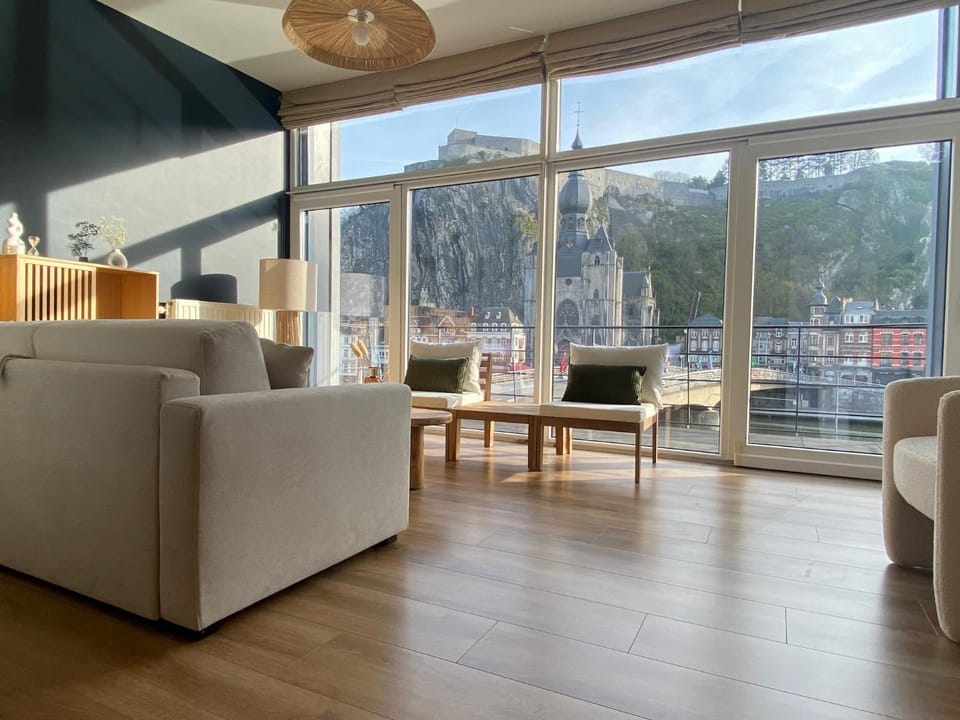 View (from property/room), Balcony/Terrace, Living room