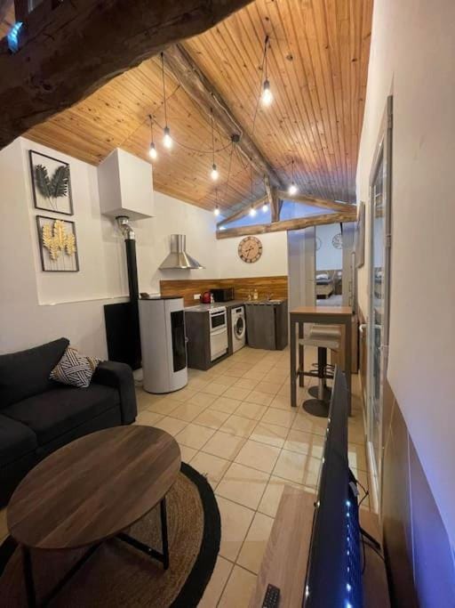 Kitchen or kitchenette, Living room, Dining area