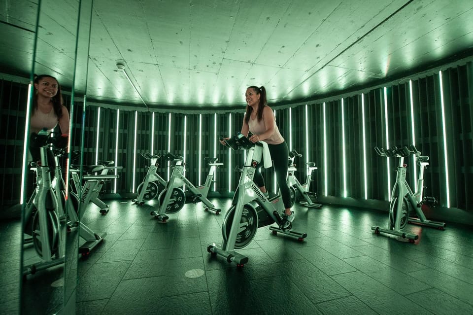 Fitness centre/facilities, Cycling