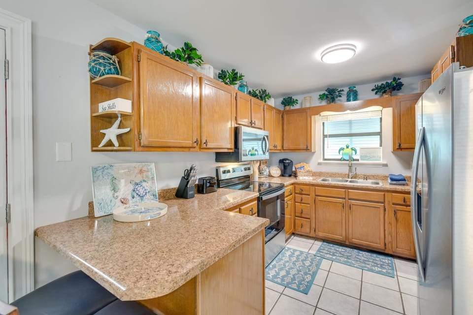 Fort Walton Beach Cottage w/ Hot Tub & Patio! House in Fort Walton Beach