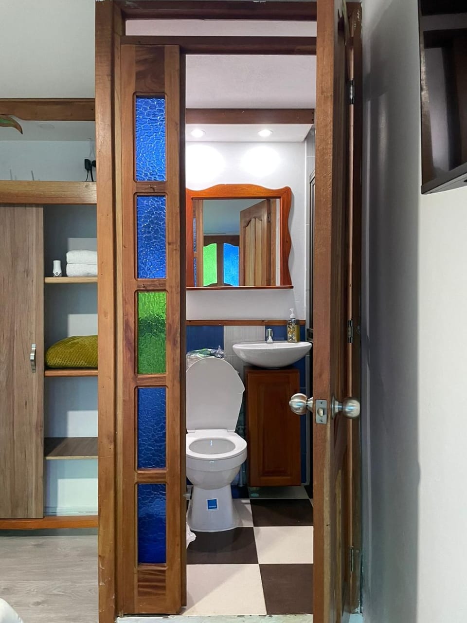 Toilet, Bathroom