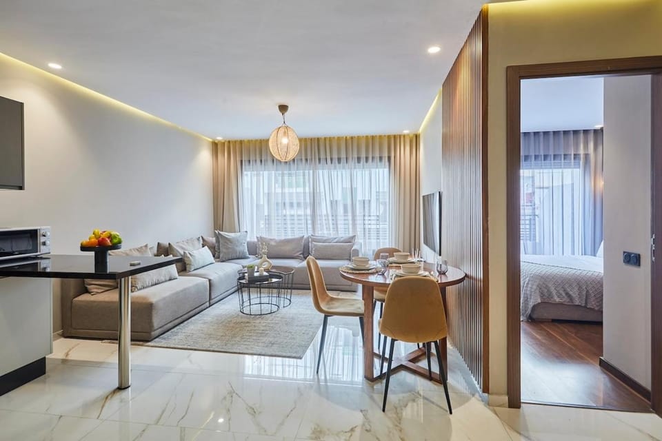Chic and Cozy 1 Bedroom Oasis in the Heart of Casa Apartment in Casablanca