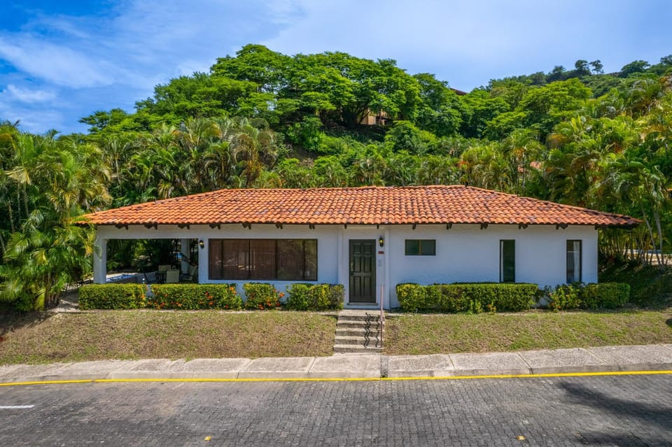 MonteMar Beach Condo At Playa hermosa Villa in Guanacaste Province