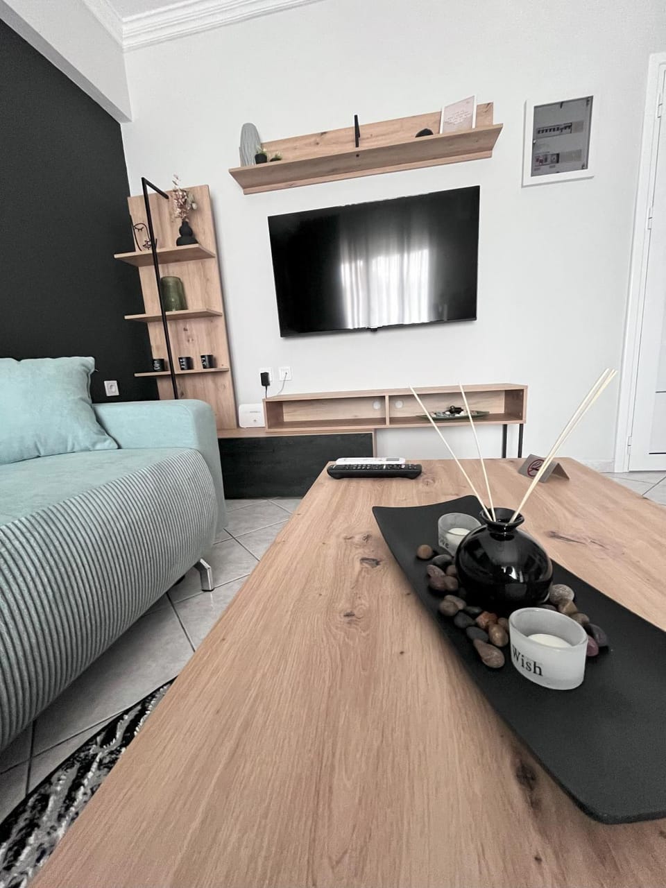 TV and multimedia, Living room, Seating area