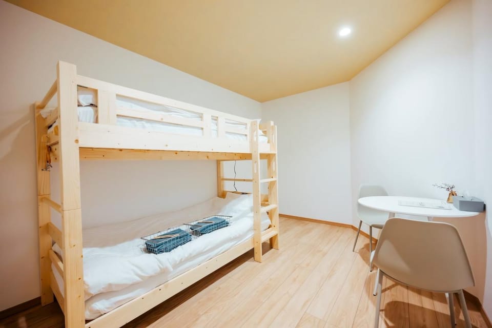 Photo of the whole room, Bedroom, bunk bed