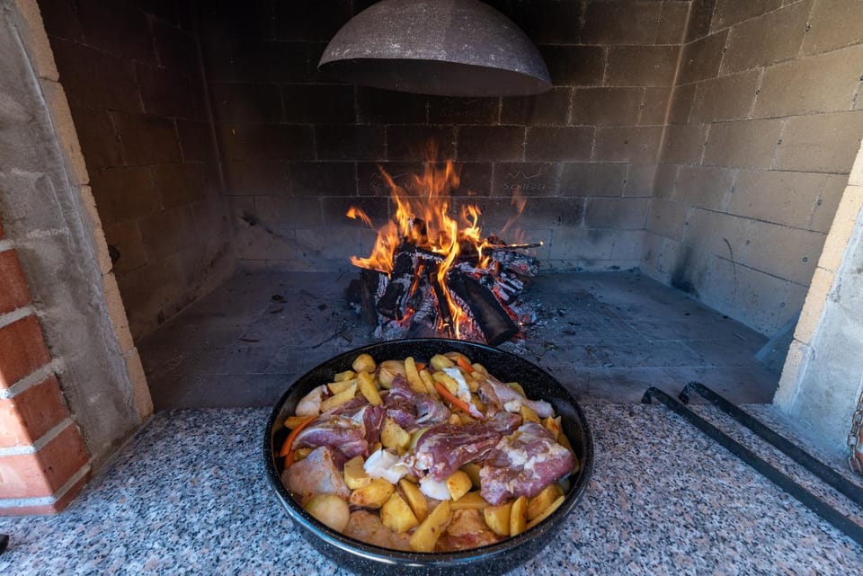 BBQ facilities, Food
