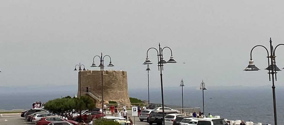Natural landscape, Sea view, Location, Parking