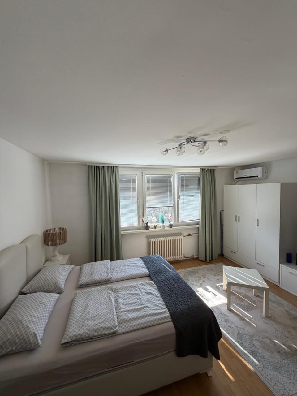 Apartment Adana - Free Parking Apartment in Sarajevo