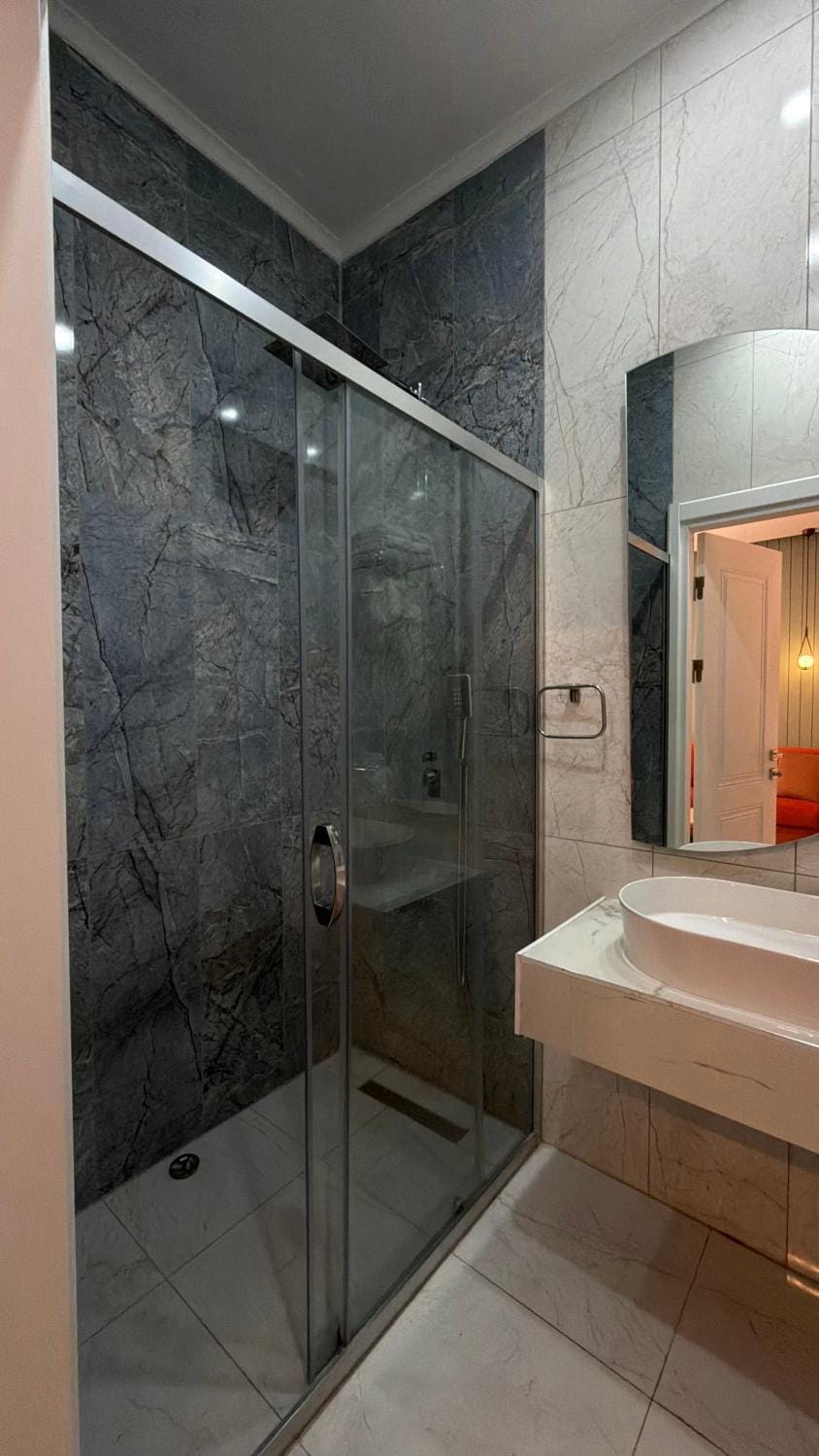 Shower, Bathroom