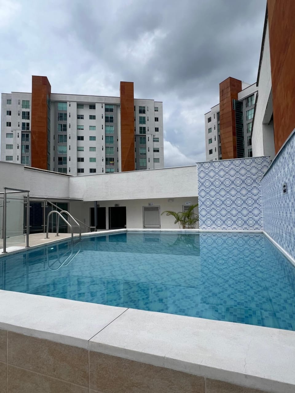 Property building, Swimming pool