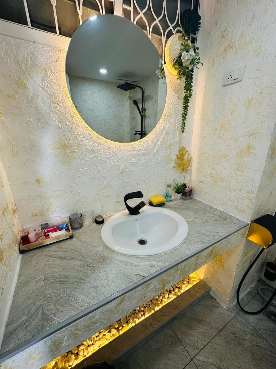 The most prosperous seaside seaview apartment in Jomtien(Tub, high speed Wi-Fi, Projector) Apartment in Pattaya City