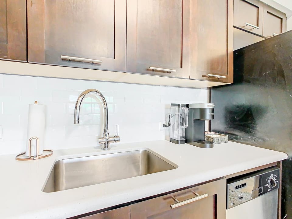Coffee/tea facilities, Kitchen or kitchenette