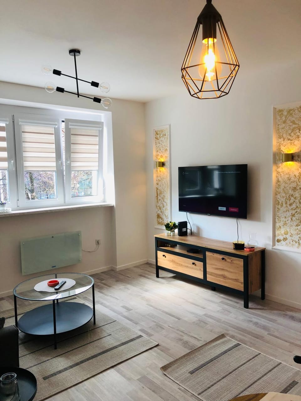 Communal lounge/ TV room, TV and multimedia, Evening entertainment