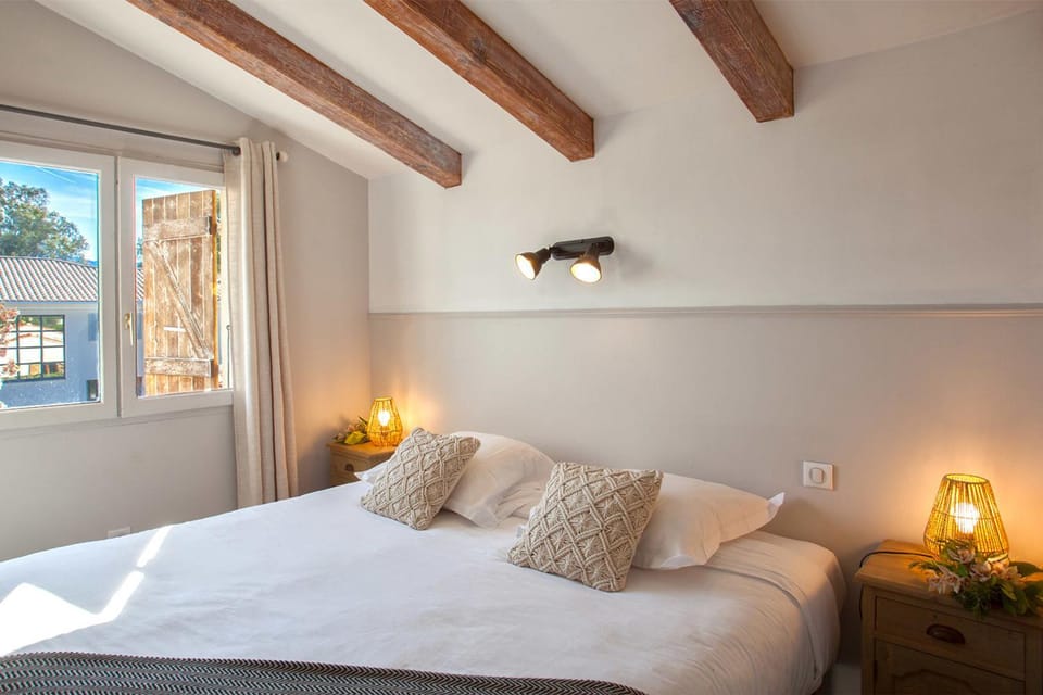 Beautiful Apartment "Hortensia" with large terrace for 4 to 6 people House in Calvi