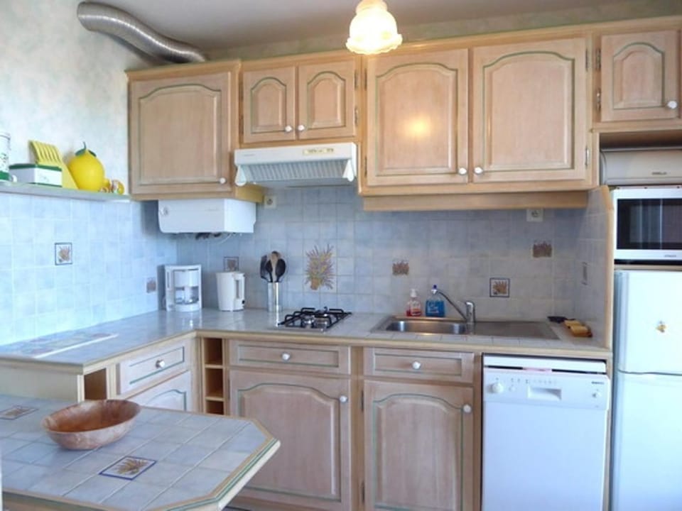 Appartement 2 pièces + cabine, 6 pers., proche plage, garage, animaux bienvenus - FR-1-776-84 Cabin in Argeles-sur-Mer