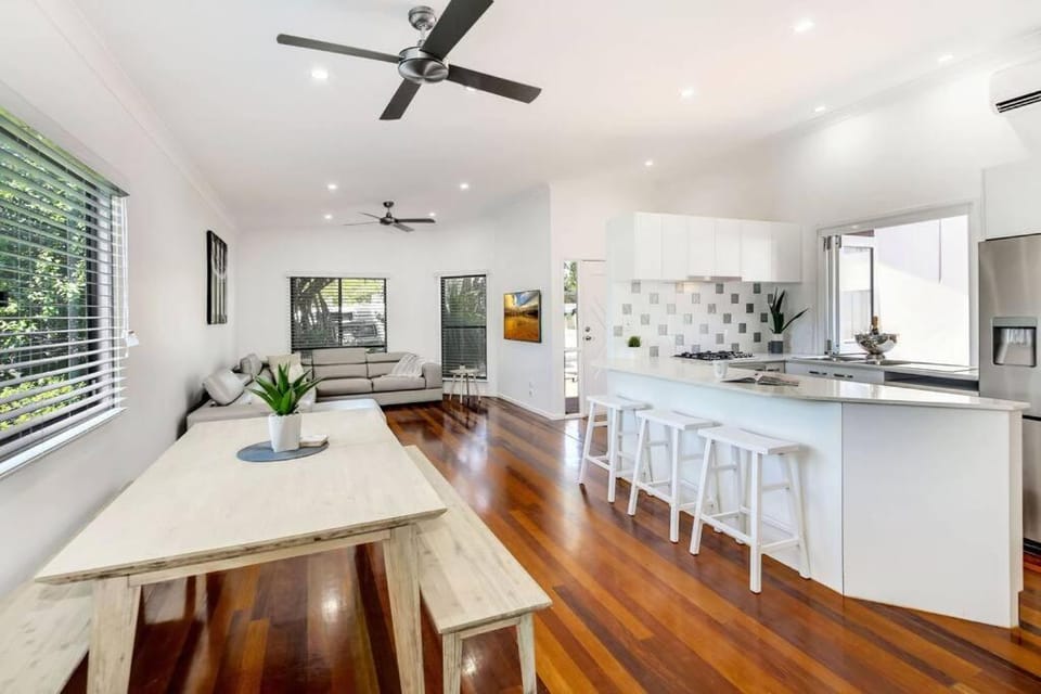 Alex Heads Beach Haven House in Maroochydore