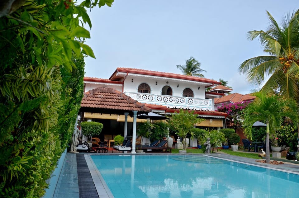 Swimming pool, Swimming pool