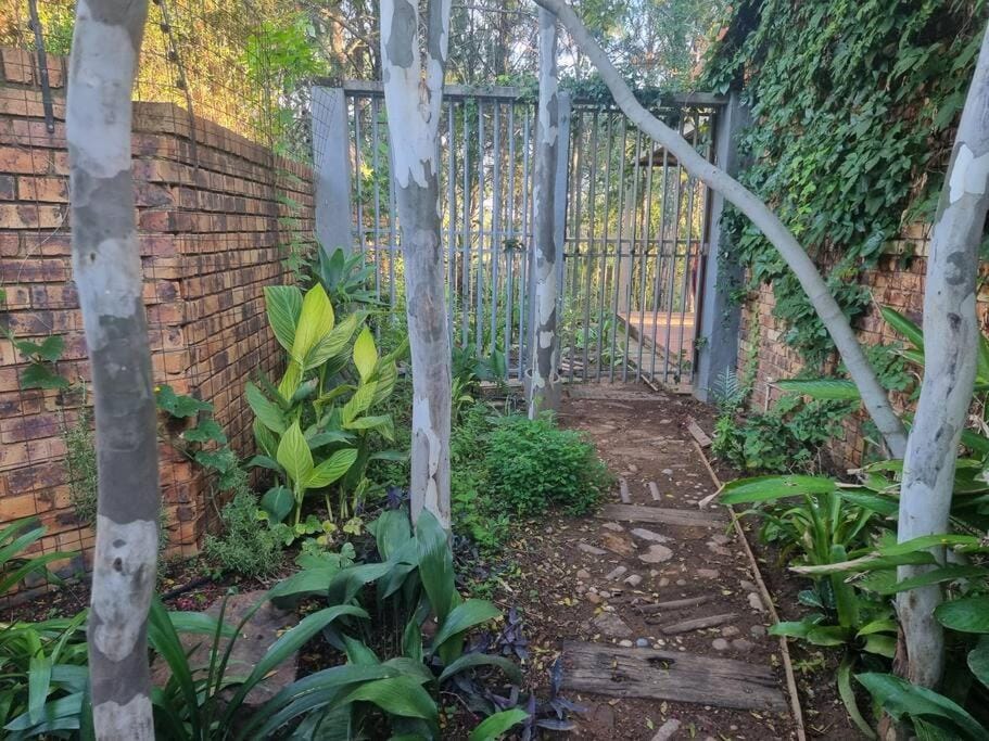 Cottage by the Woods Apartment in Pretoria