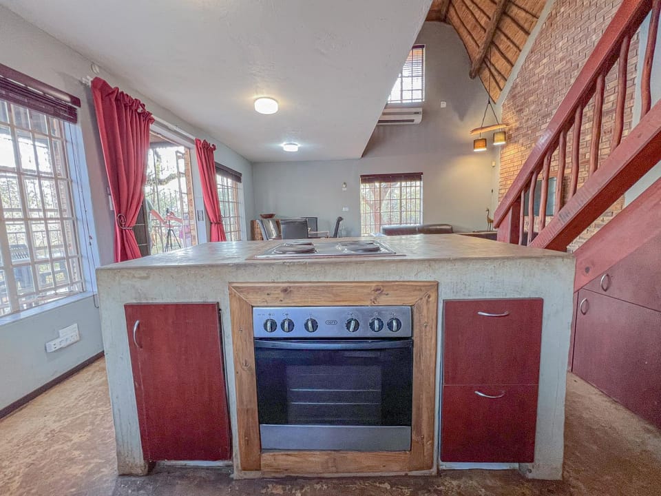 Kitchen or kitchenette, pet friendly