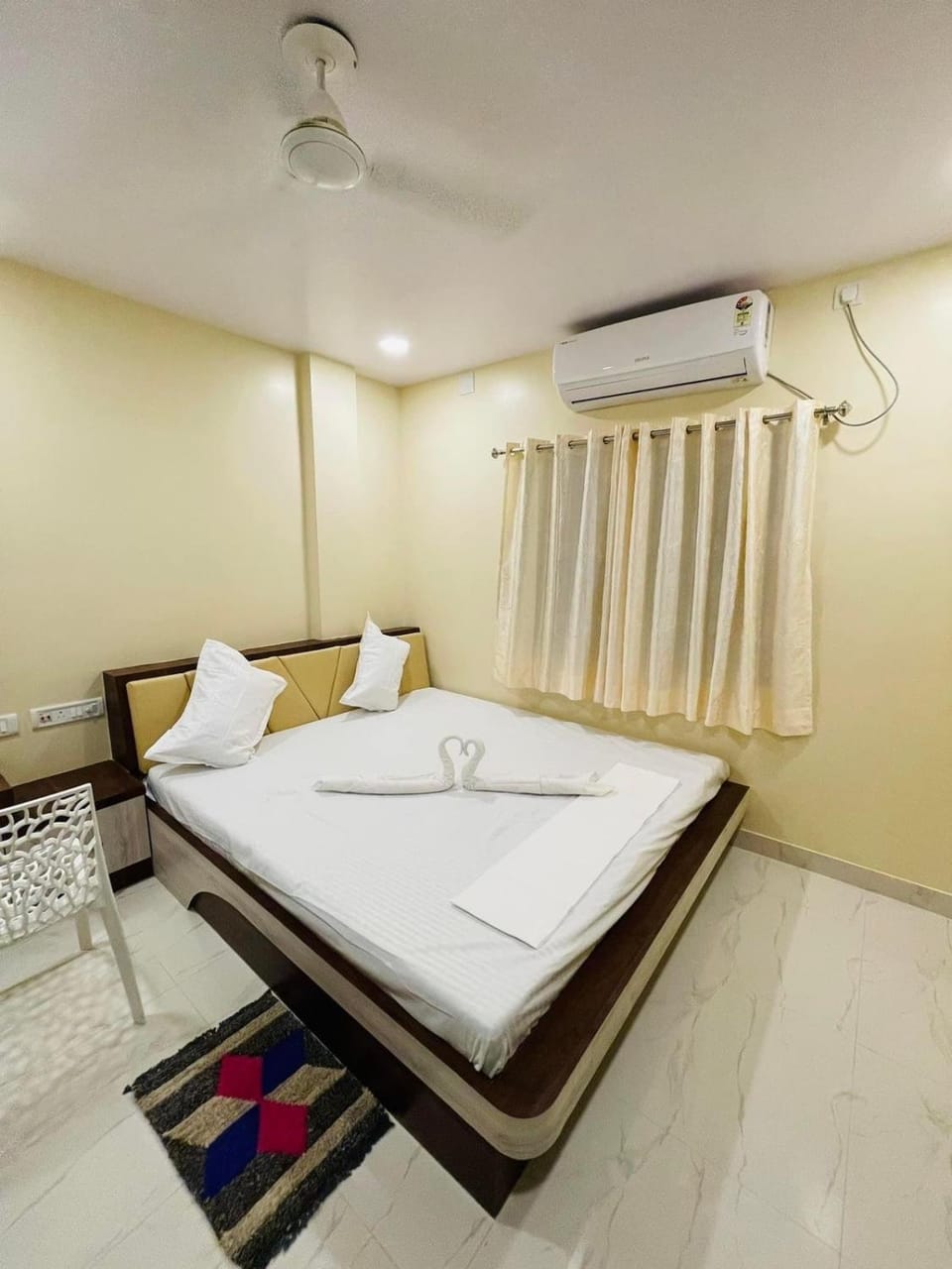 Bed, City view