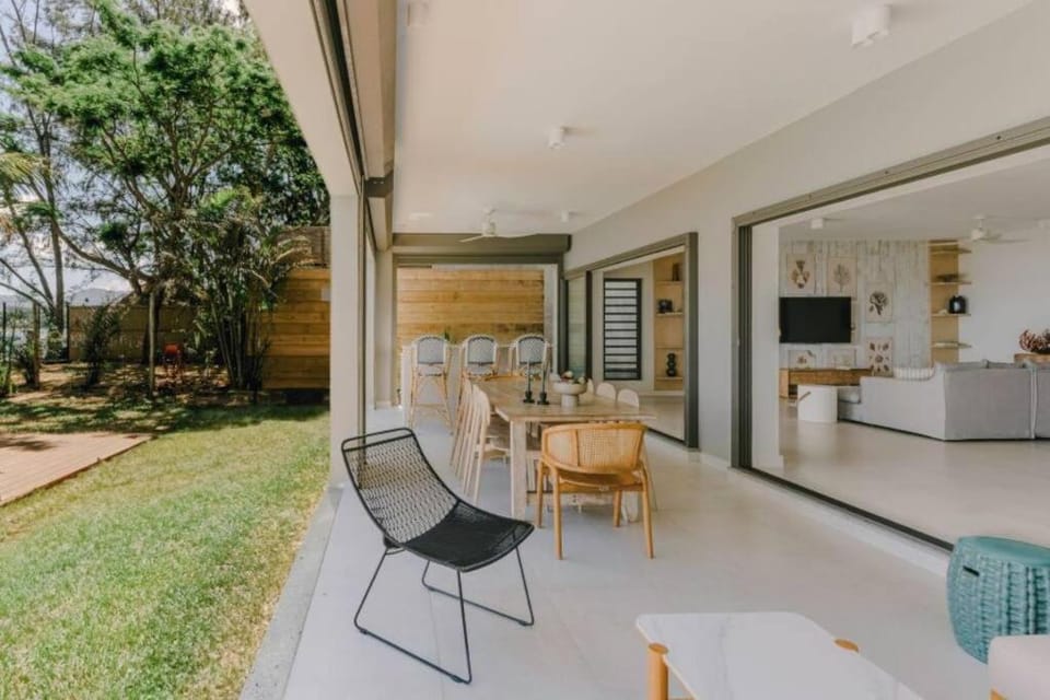 Patio, Balcony/Terrace, Seating area, Dining area, Garden view