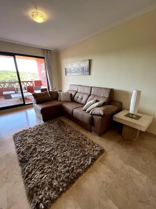 Beautiful apartment,3 min drive from the beach Apartment in Costa del Sol