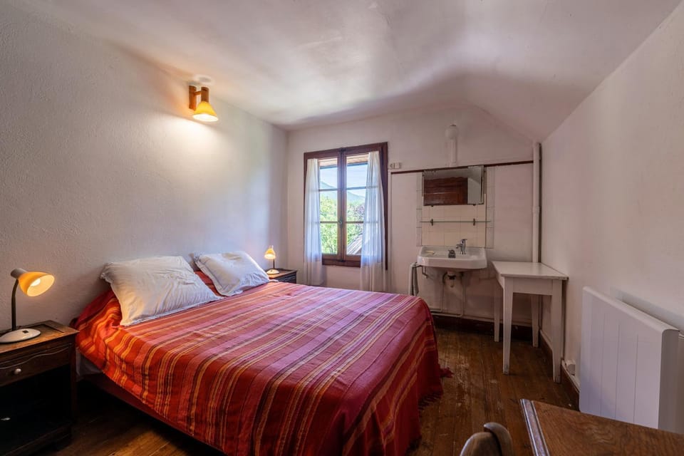 Property building, Living room, Bedroom