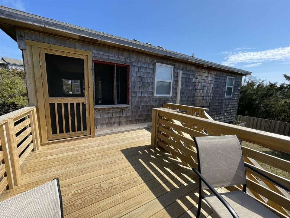 SUNFISH COVE cottage House in Avon