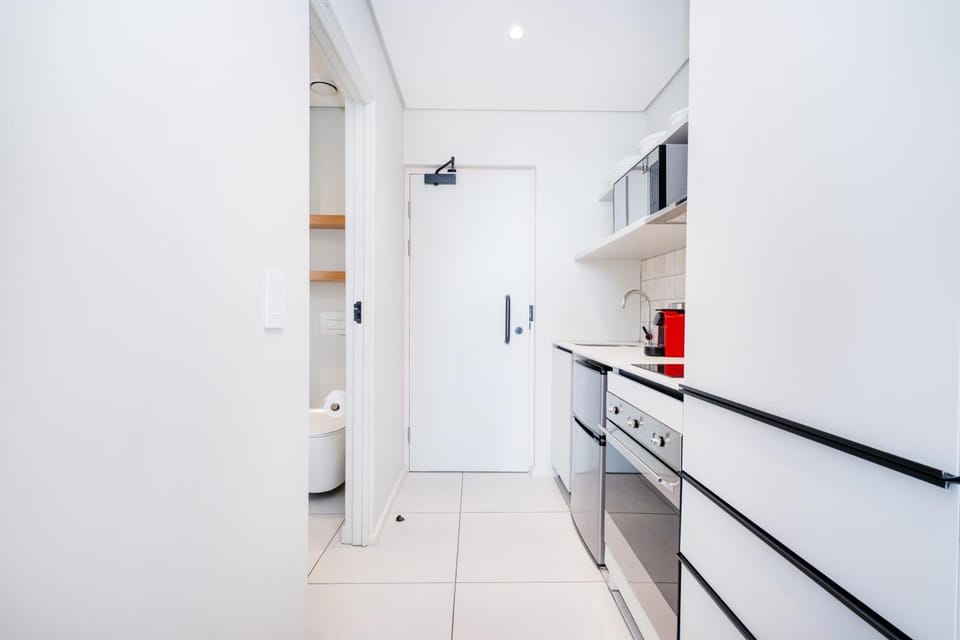 The Rose 706: 7th Floor Modern Studio Apartment Apartment in Cape Town