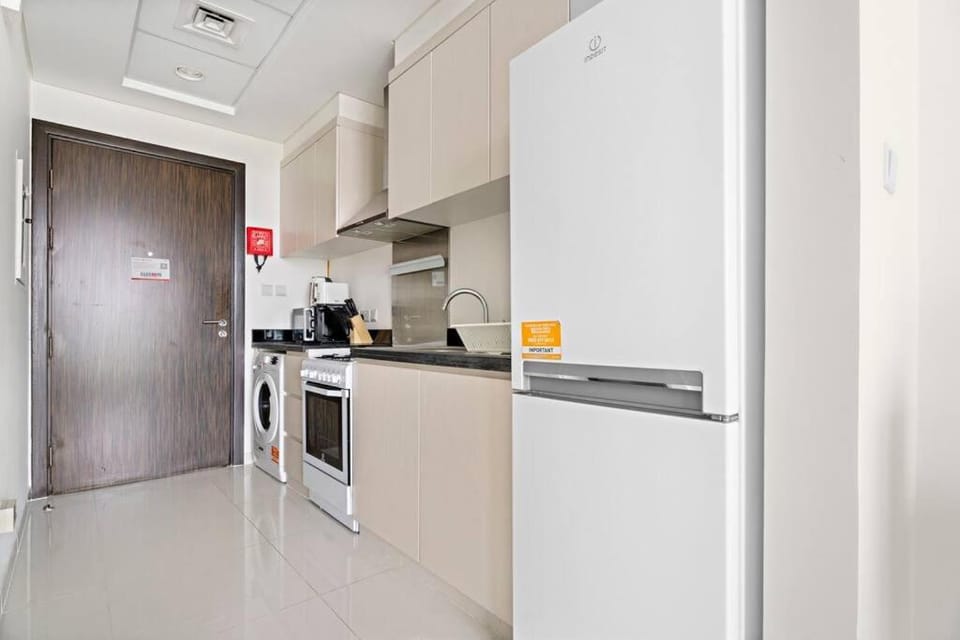 Cozy Studio in Damac Hills Apartment in Dubai
