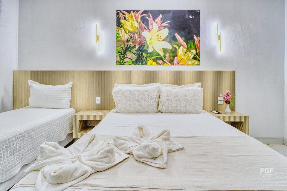 Bed, Photo of the whole room, Decorative detail, Bedroom, towels