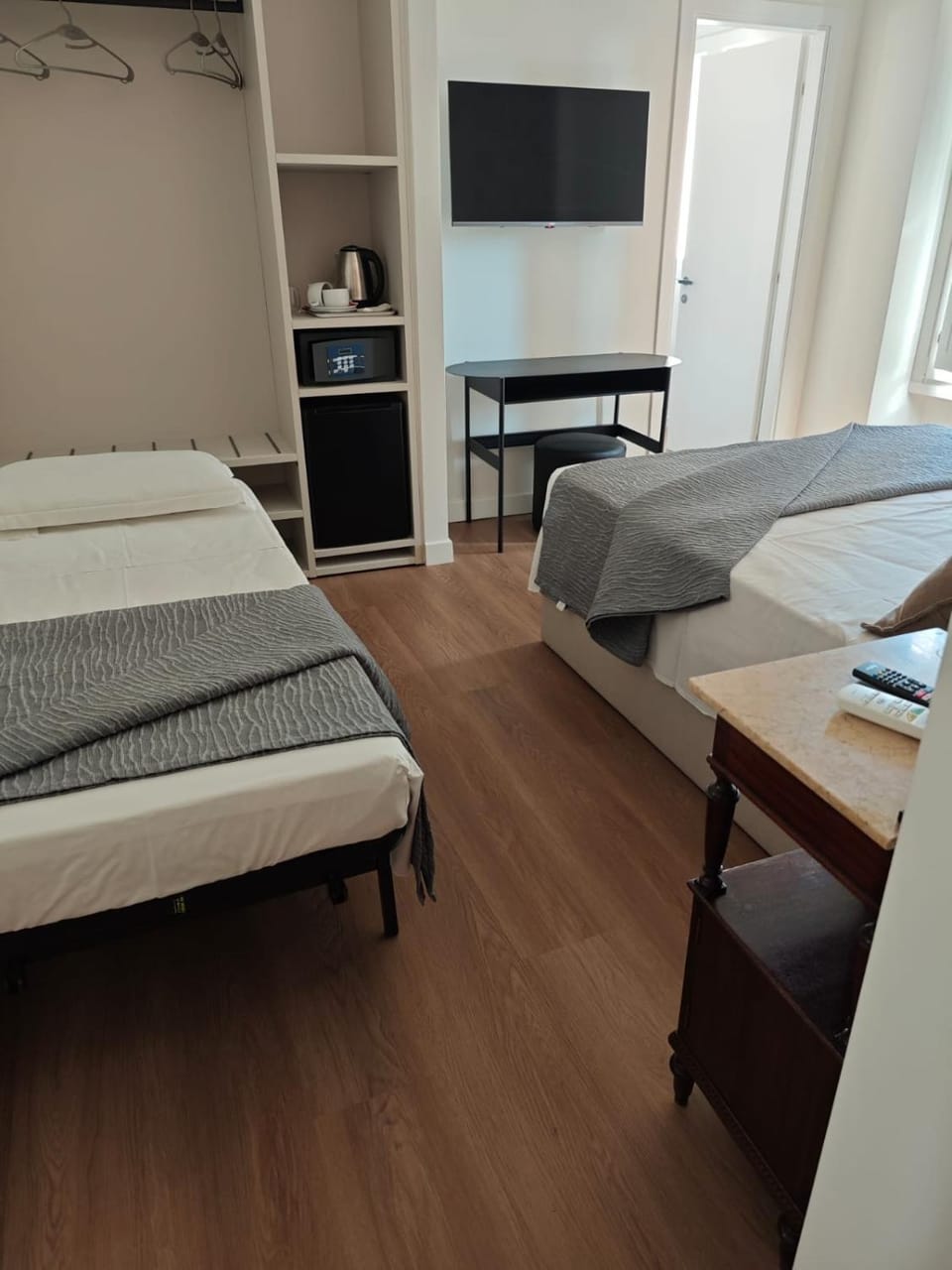 Maison Romana Trastevere Suites Bed and Breakfast in Rome