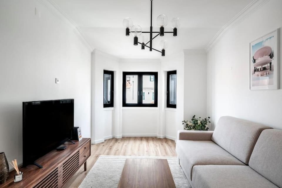Ocean Breeze - T1 Apartment in Cascais by Lisbeyond Apartment in Cascais