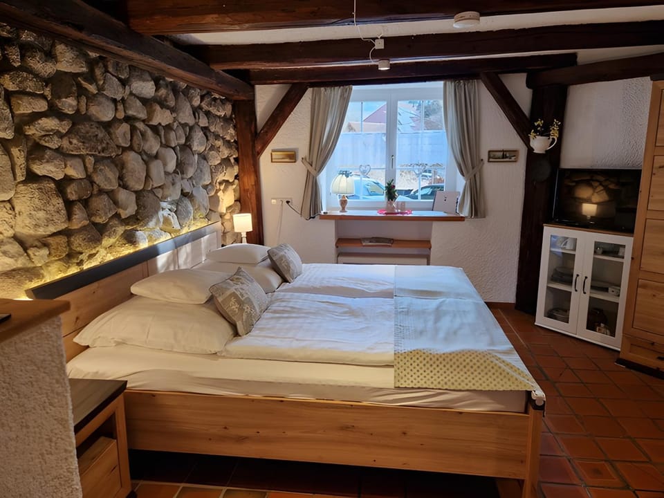 Property building, Living room, Bedroom