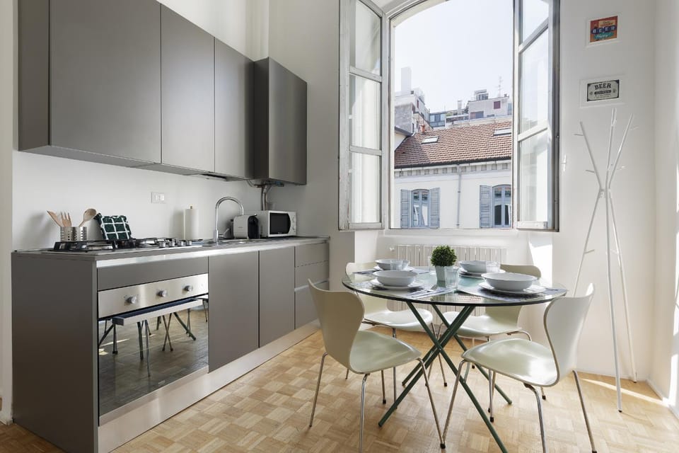 Coffee/tea facilities, Kitchen or kitchenette, Dining area, dishwasher, minibar, pet friendly