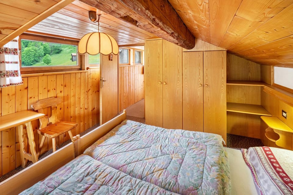 Property building, Living room, Bedroom