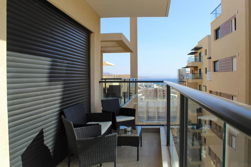 View (from property/room), Balcony/Terrace, Seating area, Mountain view, Sea view