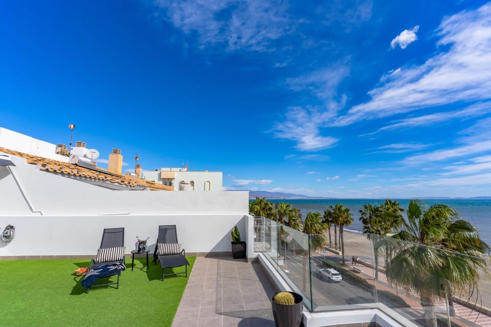 Natural landscape, View (from property/room), Sea view, sunbed