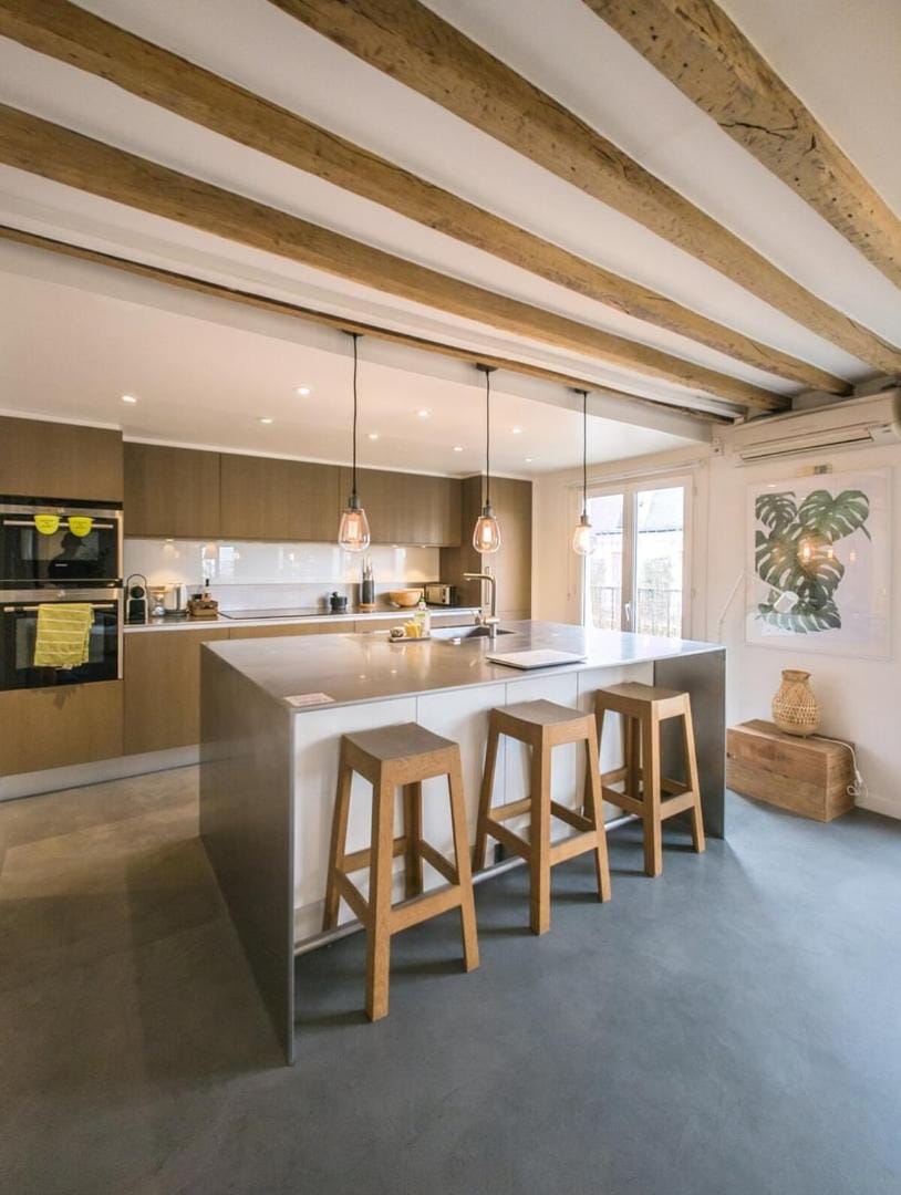 Saint-Germain-Des-Près Love Story Apartment in Paris