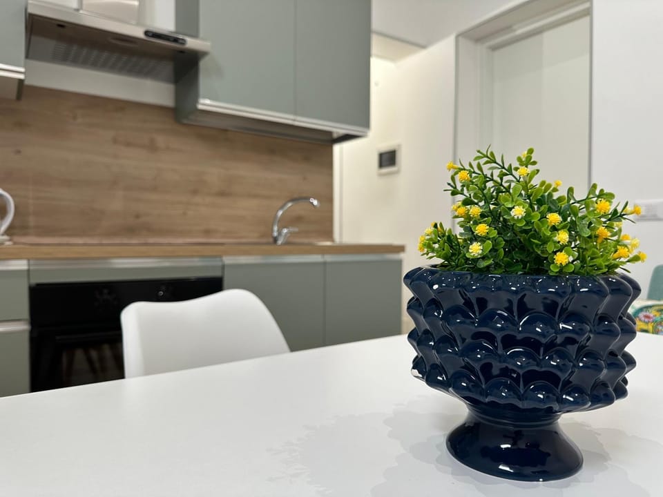 Decorative detail, Dining area