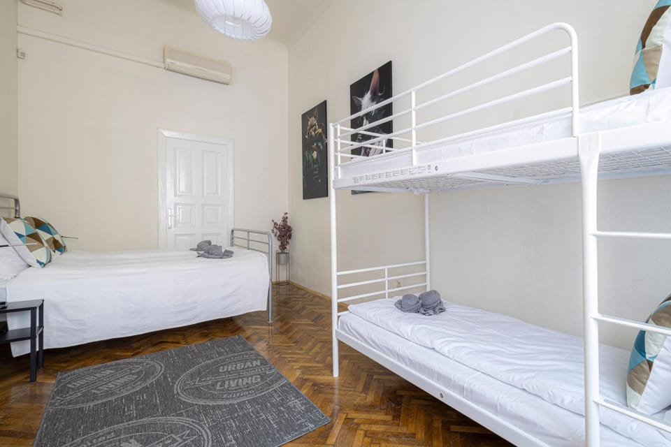 Bed, Bedroom, bunk bed, wardrobe