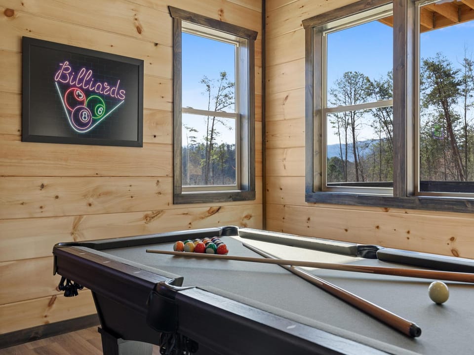 Billiard, Game Room, Mountain view