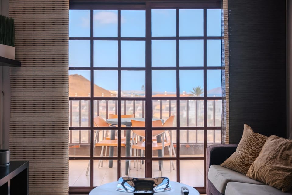 Off site, Balcony/Terrace