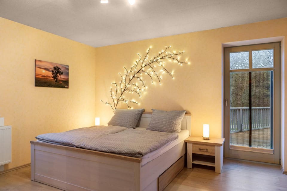 Living room, Bedroom