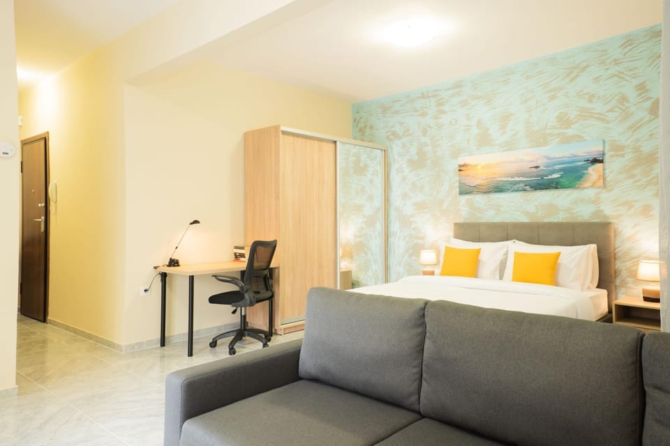 Bed, Living room, Bedroom, wardrobe
